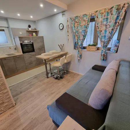 Апартаменты Bubi With Sea View Near Sandy *