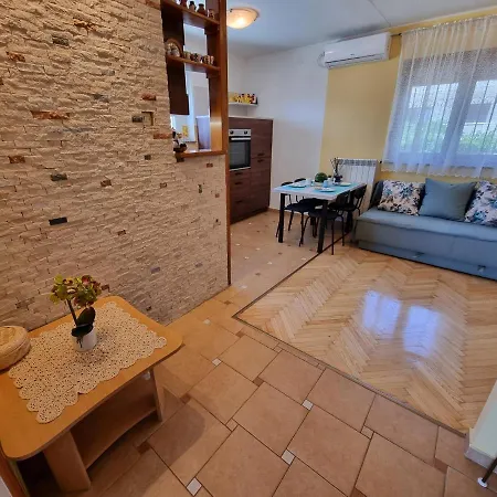 Bubi Apartment