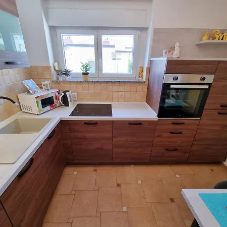 Bubi Apartment *