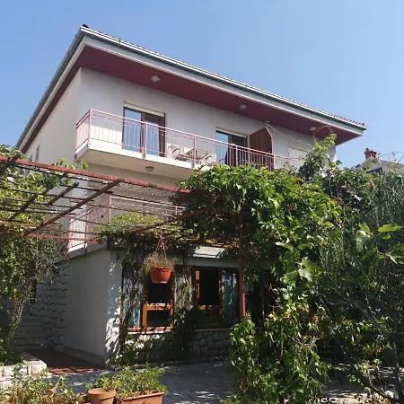 Bubi Apartment