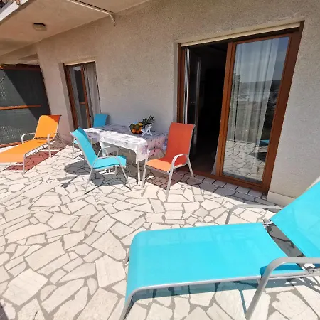 Appartement Bubi With Sea View Near Sandy *