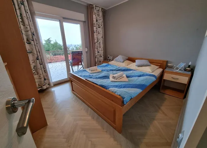 Bubi With Sea View Near Sandy Apartmán Crikvenica