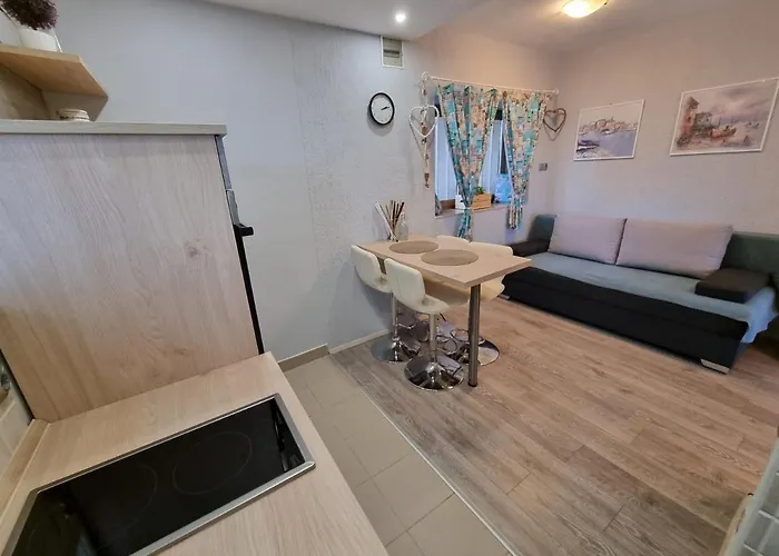 Apartmán Bubi With Sea View Near Sandy