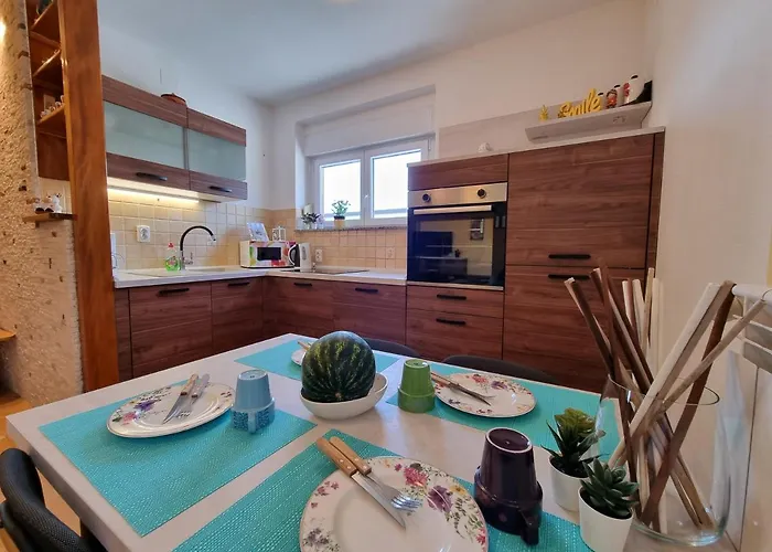 Apartmán Bubi With Sea View Near Sandy Crikvenica