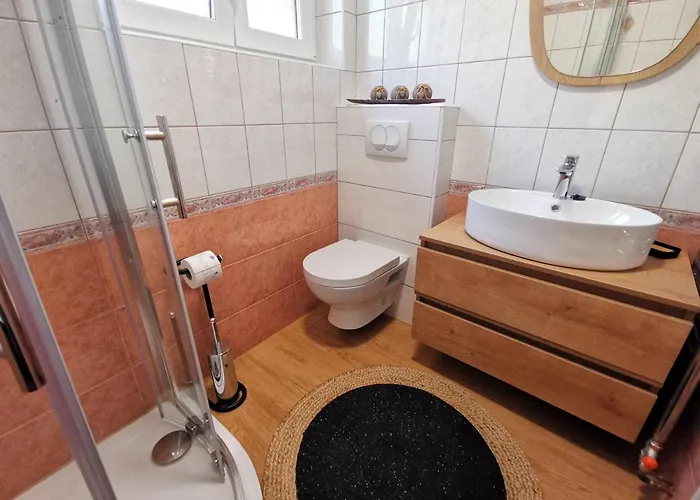 Apartmán Bubi With Sea View Near Sandy *