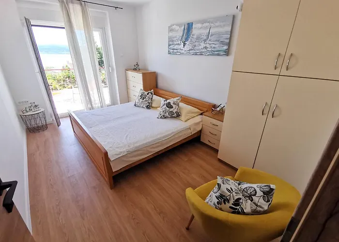 Bubi With Sea View Near Sandy